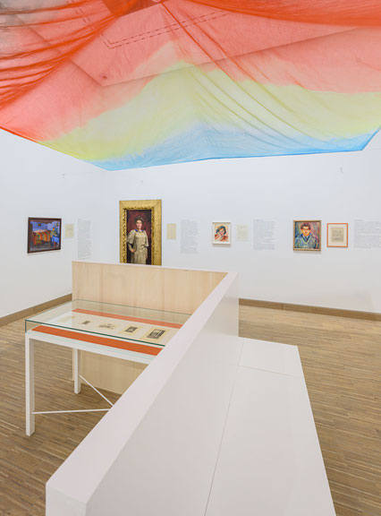 <i>DISPOSSESSION</i> Ausstellungsansicht mit den historischen Arbeiten, Künstlerhaus, 2021 Foto: Michael Nagl