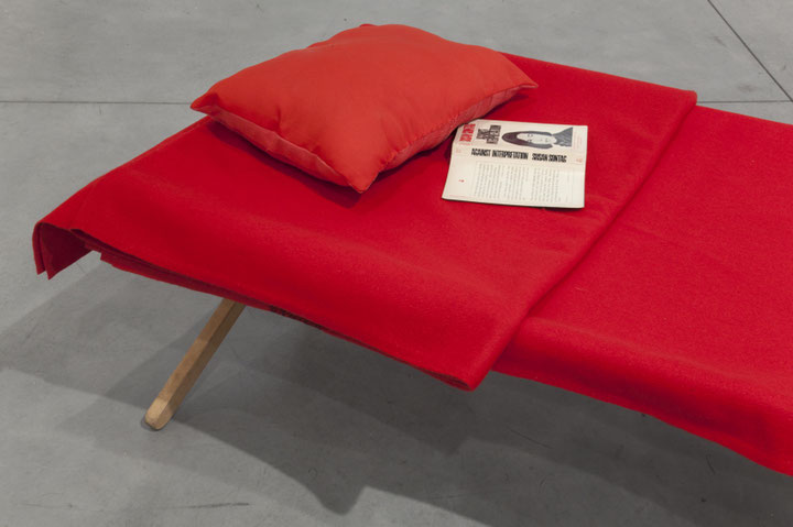 Tom Burr, <i>Notes on Camp</i>, 2011, bed with linens and Susan Sontag's <i>Against Interpretation</i>, Courtesy: Tom Burr and Bortolami Gallery, New York