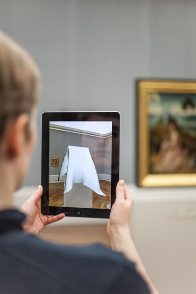 Refrakt, <i>Objects in Mirror are Closer than they Appear</i>, 2015, App für die Gemäldegalerie der Staatlichen Museen zu Berlin, © Refrakt