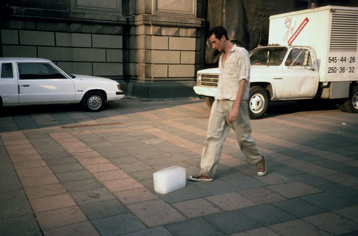 Francis Alÿs, <i>Paradox of Praxis 1 (Sometimes Making Something Leads to Not</i>, documentation of an action in Mexico City, 1997, Courtesy: Francis Alÿs and Galerie Peter Kilchmann, Zurich