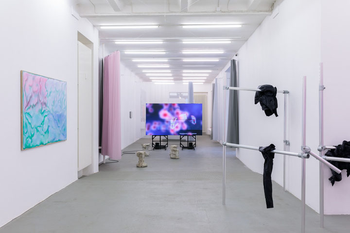 <i>Radikale Passivität: Politiken des Fleisches, Szene 1/2/3</i>, Ausstellungsansicht, nGbK, 2020, Foto: Benjamin Renter